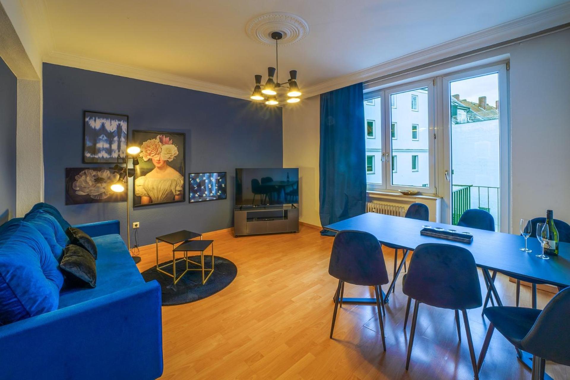 Aufzug Balkon 75m2 Zentral